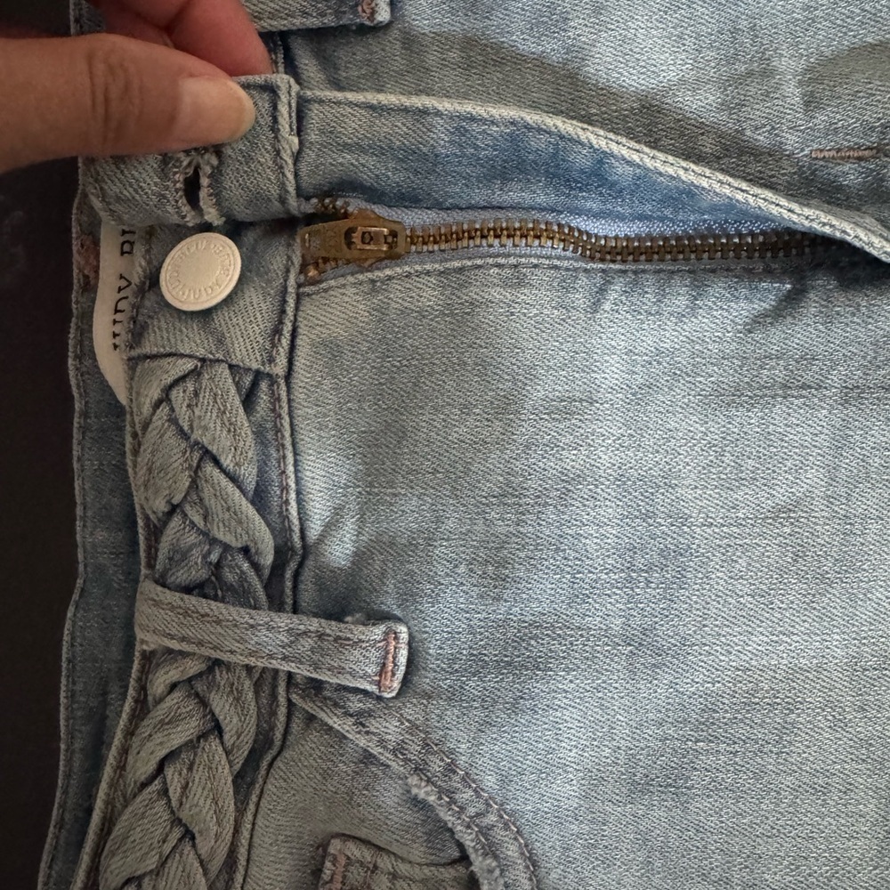 Judy Blue Naomi Braided Waist Light Wash Women's Denim Shorts High Waist Size M - Picture 10 of 13